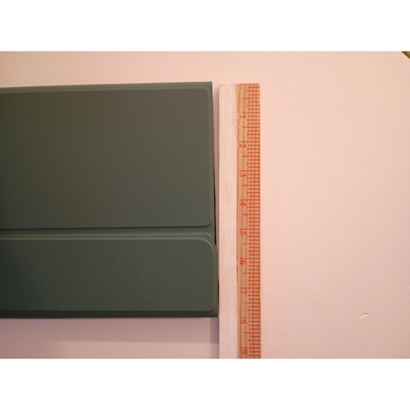 Wireless Keyboard Portable Detachable  Magnetic Case Cable new in box no manual - Picture 12 of 12